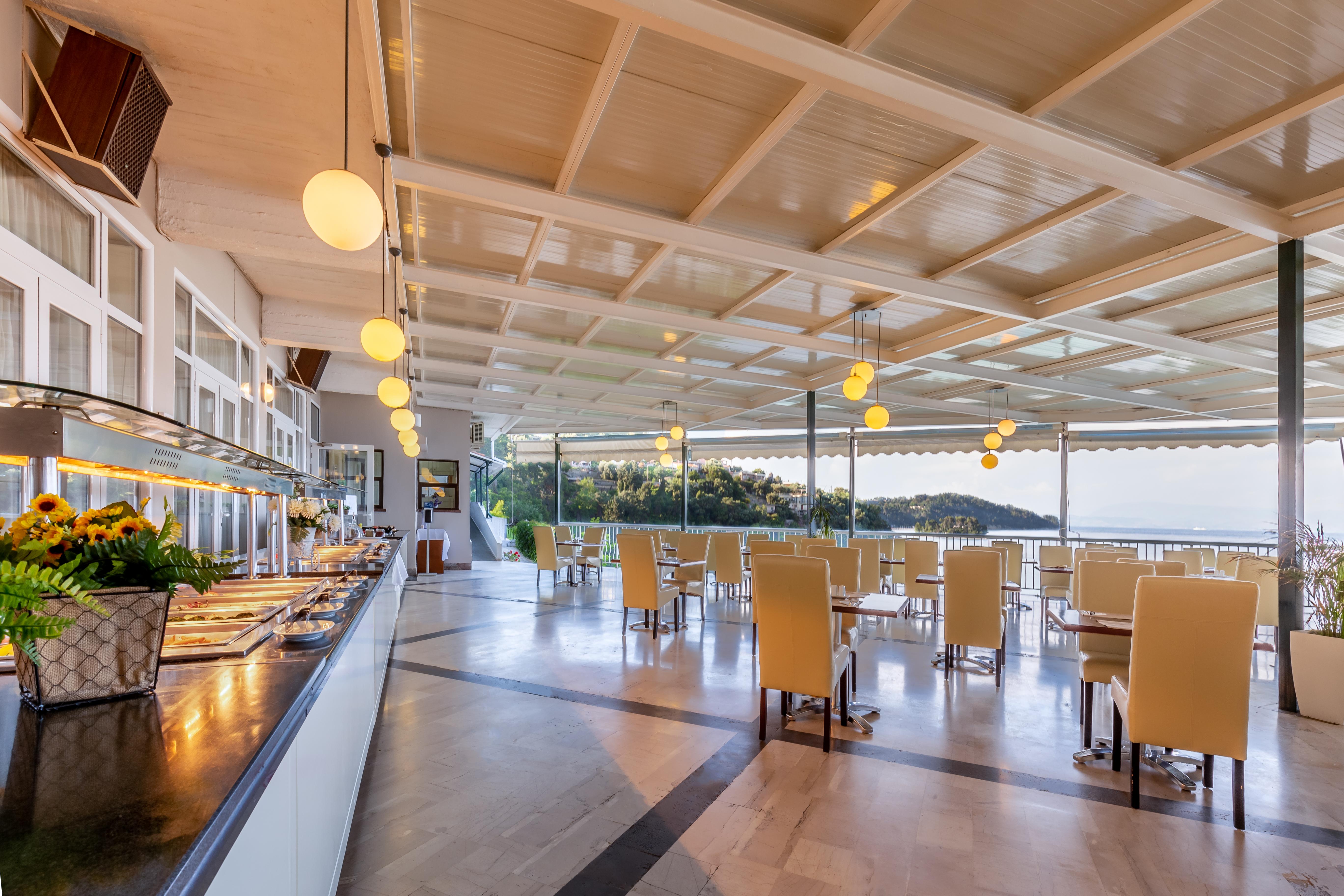 Oasis 3* Perama (Corfu)