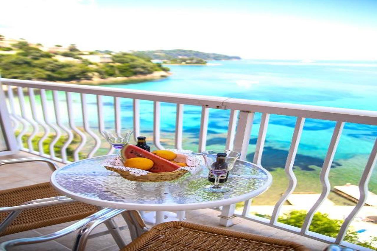 Oasis Hotel 3*